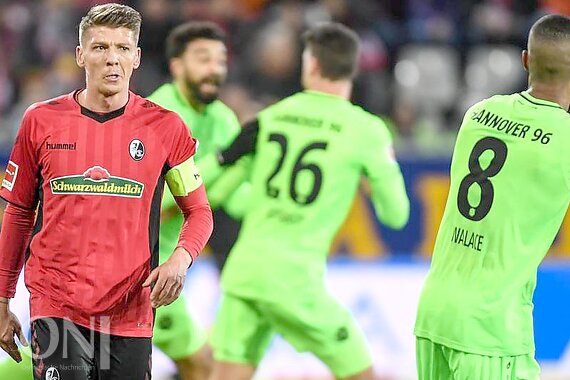 Hannover 96 Spielt Remis Beim Sc Freiburg Ostfriesische Nachrichten